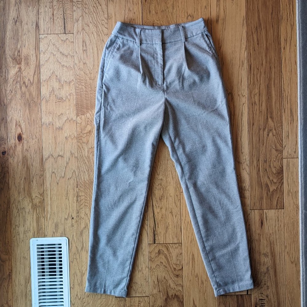 Express High Rise Lined Pleated Dress Pants Gray 2 2R Ankle Petite